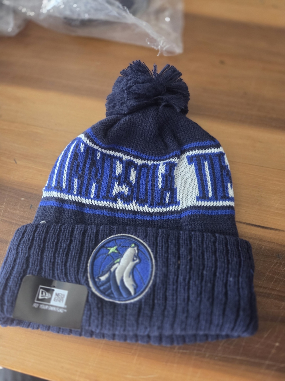 MINNESOTA TIMBERWOLVES DARK BLUE NBA KNIT BEANIE. NEW